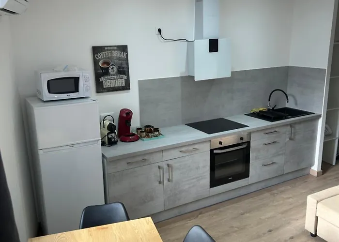 Les Berges De La Cite